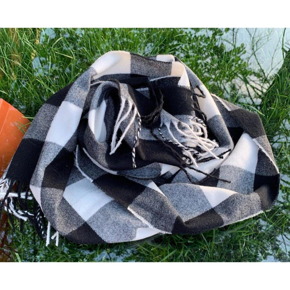 Old Navy Scarf Buffalo Check Black White New NWT Unisex